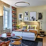 Rooma Boutique Old Town Self Check-in Hotel apartamentowy