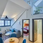 Rooma Boutique Old Town Self Check-in 4*