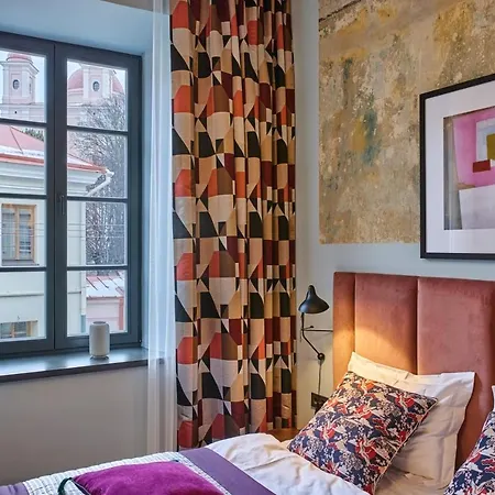 ROOMA Apartments Boutique Old Town Self Check-in Appart hôtel 4*