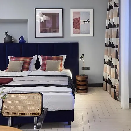 Rooma Aparthotel