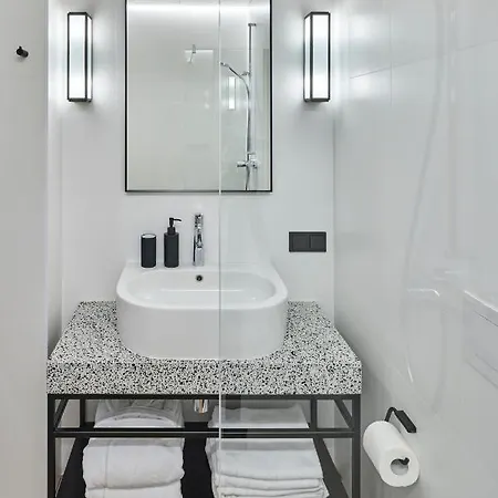 Rooma Boutique Old Town Self Check-in Апарт-готель 4*