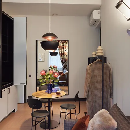 Rooma Apartments Boutique Old Town Self Check-In Апарт-готель Вільнюс