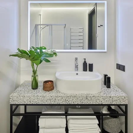 Rooma Apartments Boutique Old Town Self Check-In