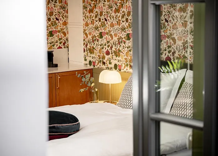 Rooma Boutique Old Town Self Check-in