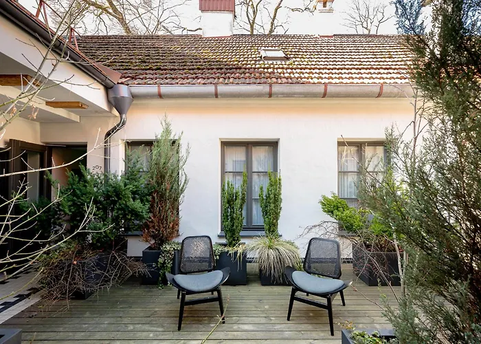 Rooma Boutique Old Town Self Check-in