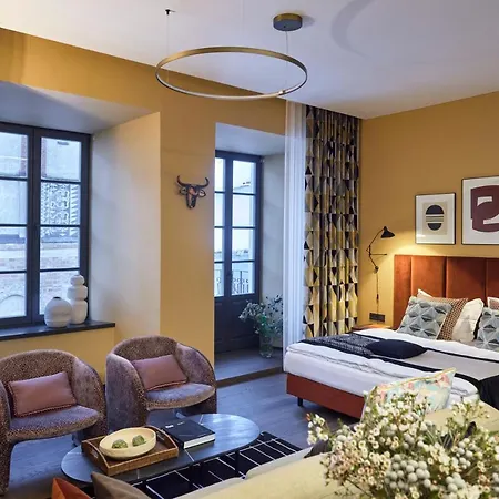 Rooma Apartments Boutique Old Town Self Check-In Aparthotel