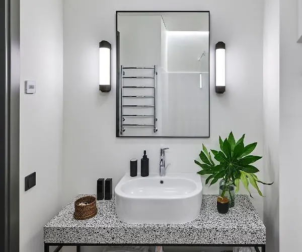 Appart hôtel Rooma Boutique Old Town Self Check-in 4*