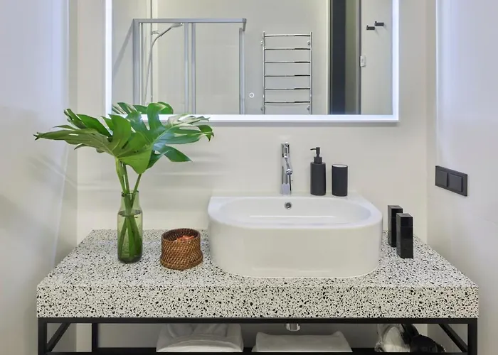 Rooma Boutique Old Town Self Check-in