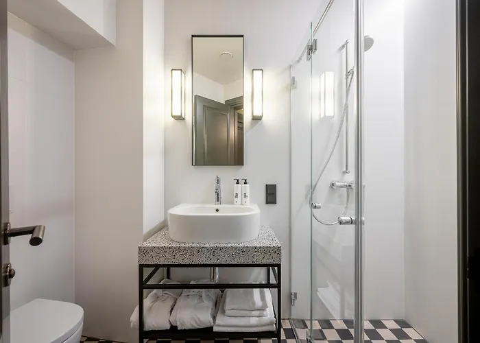 Rooma Boutique Old Town Self Check-in 4* Вильнюс